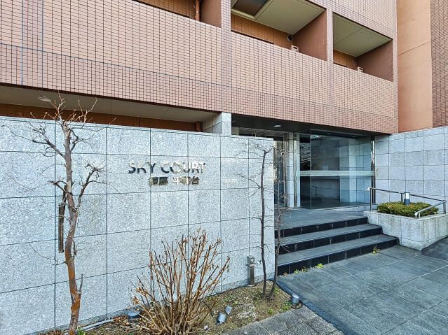 スカイコート練馬平和台のエントランス