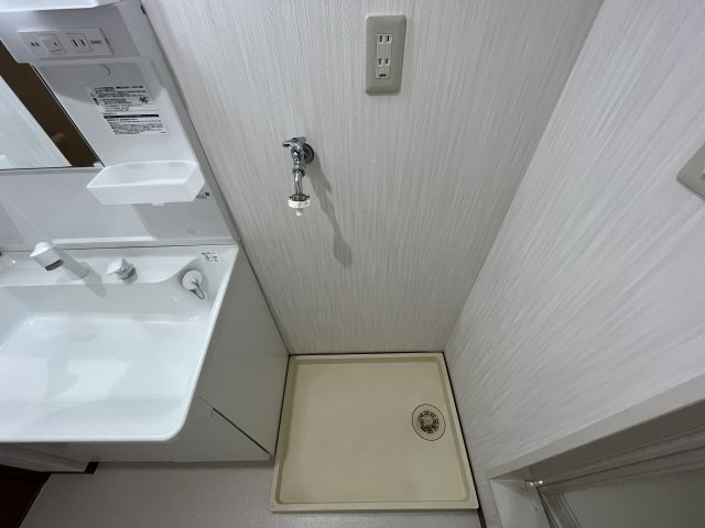 神戸市東灘区本山北町６丁目のアパートの洗面所