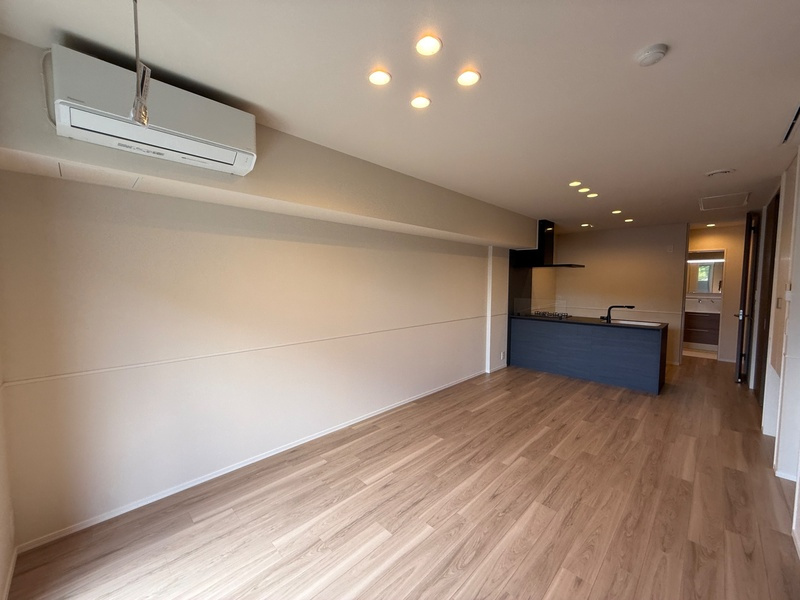 西宮市甲東園２丁目の賃貸マンションの居間・リビング