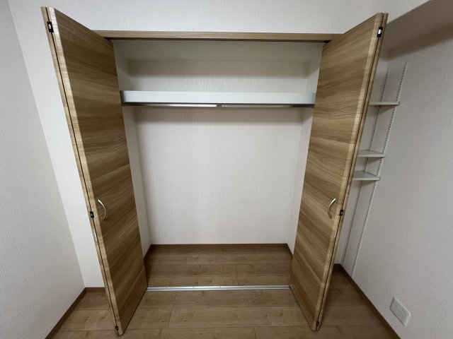 神戸市中央区日暮通１丁目の賃貸マンションの収納