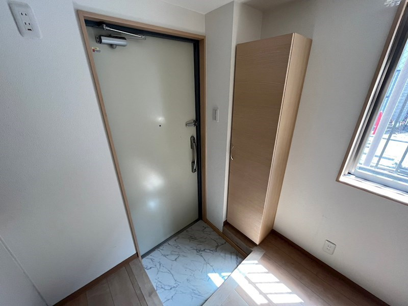 神戸市中央区日暮通１丁目の賃貸マンションの玄関