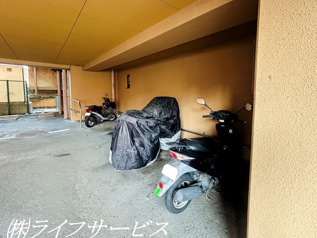 【その他共用部分】 | ダイアパレス新大阪 | バイク置場