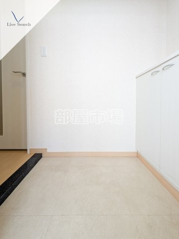 フォレンツタワー文京千石の玄関