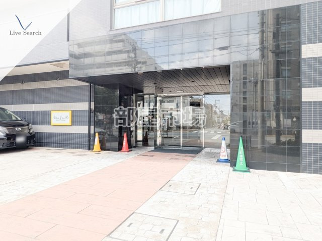 フォレンツタワー文京千石のエントランス