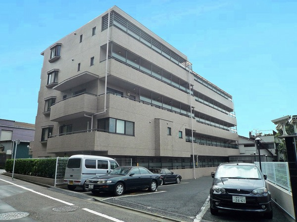 ゾンネンハイム武蔵関の外観