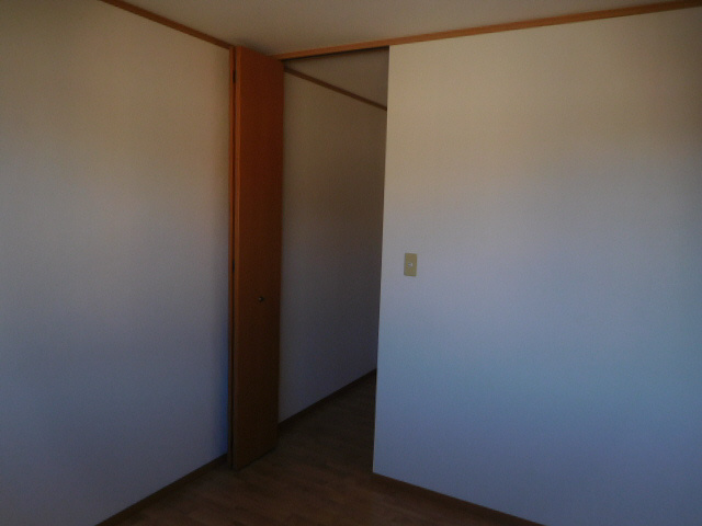 レイクヒル花園Ｂ棟の収納