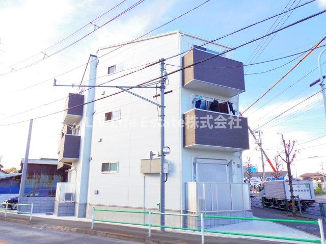 ＡＪ小平の外観