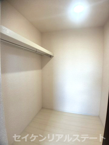 古淵5丁目　中古戸建の収納