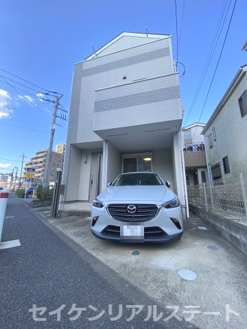 古淵5丁目　中古戸建の前面道路含む現地写真