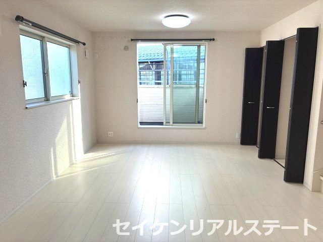 古淵5丁目　中古戸建の居間・リビング