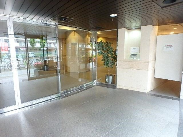 UURコート錦糸町のエントランス