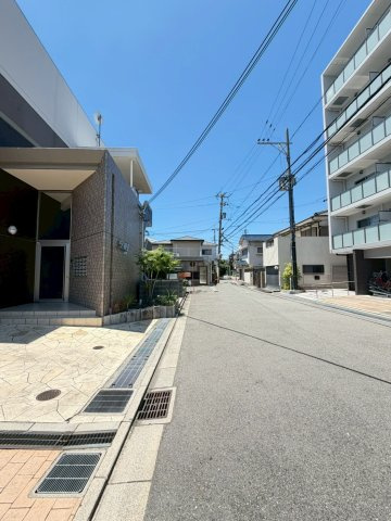 ARTMIYATAの周辺