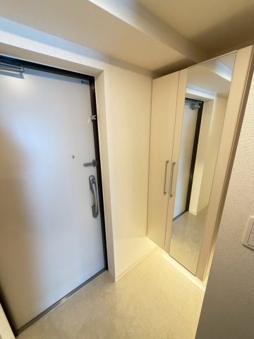 ARTMIYATAの玄関