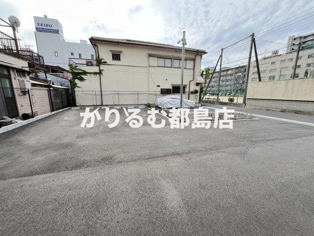 S-RESIDENCE都島Luxの駐車場