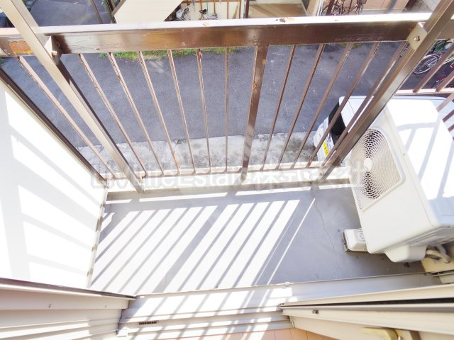 クレセントハイツ名品Ⅰのバルコニー