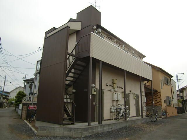 リバティーパレスの外観
