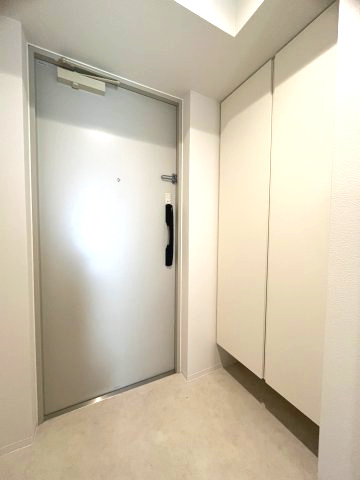 【玄関】Shining江坂離宮 