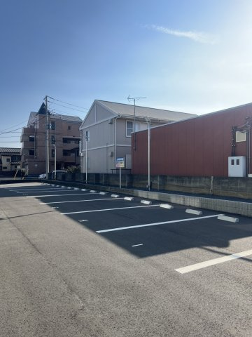 末広マコトプラザの駐車場