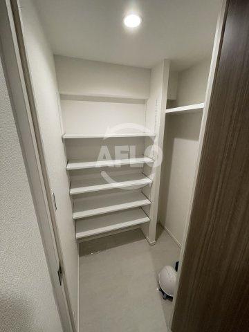 シーズンフラッツ梅田北の収納|シーズンフラッツ梅田北　シューズインクローゼット