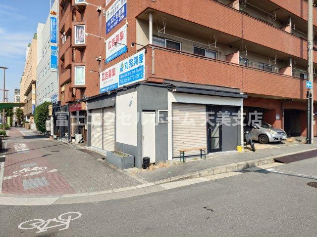 Ｊ－Ｑｕｅｅｎ湯里の周辺