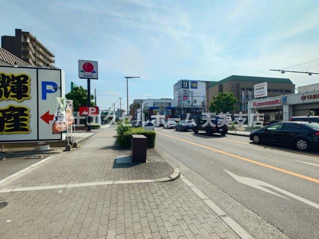 Ｊ－Ｑｕｅｅｎ湯里の周辺