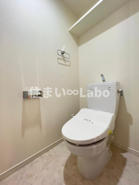 福岡市博多区築港本町の賃貸マンションのトイレ