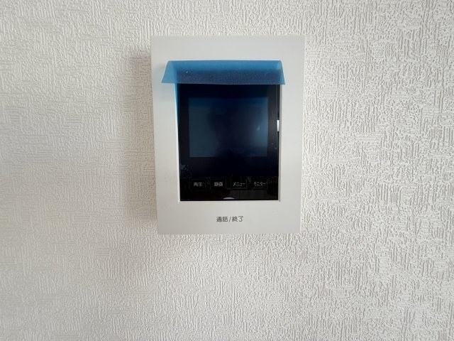 糸満市照屋　第3（全4棟）のセキュリティ|2号棟　TVモニター付きインターフォン♪