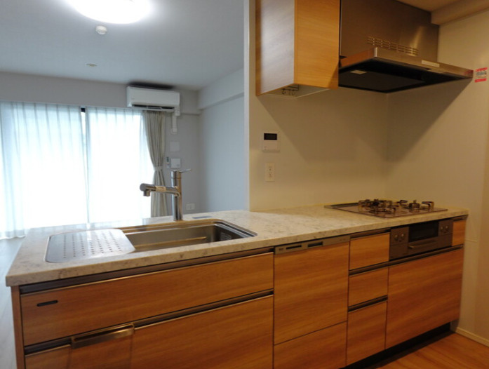 調布市多摩川１丁目の賃貸マンションのキッチン