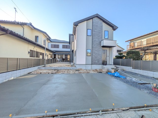 ひたちなか市東大島　2期　新築戸建ての前面道路含む現地写真|陽当たりや敷地の広さをご確認できます！
本日のご見学も可能です♪
お気軽にお電話またはお問い合わせください。