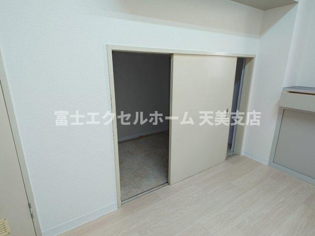 グランドシャトータカオ駒川の収納