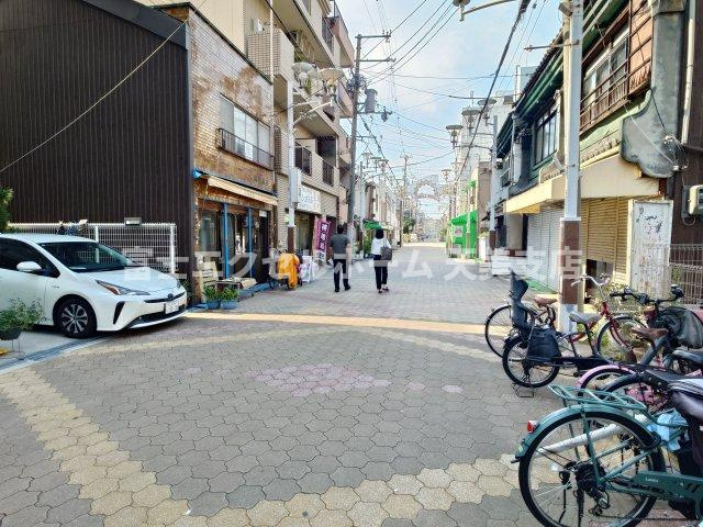 グランドシャトータカオ駒川の駐車場