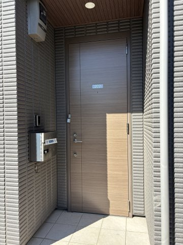 Vent Vert 壱号館の玄関