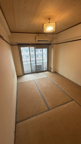 常緑ハイツの和室