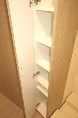 ルーブル東十条弐番館の収納