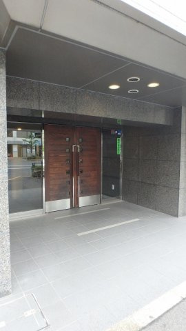 ルーブル文京音羽のエントランス