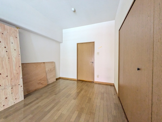 シャルムⅠの寝室|風通しも良い寝室です☆