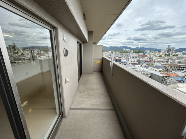 アルファステイツ岡山駅西のバルコニー