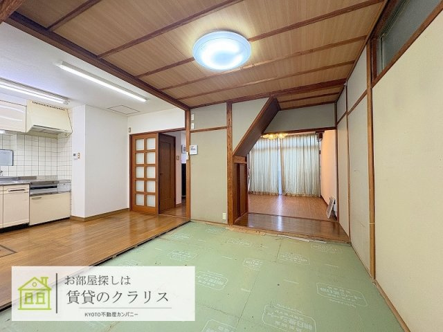 桂乾町20-9（ガレージ付き）貸家