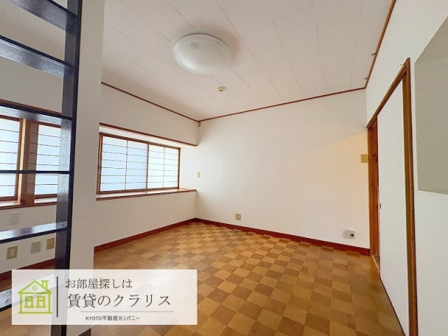 桂乾町20-9（ガレージ付き）貸家
