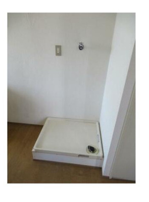 【設備】 | コートアオイ | 室内洗濯機置き場です