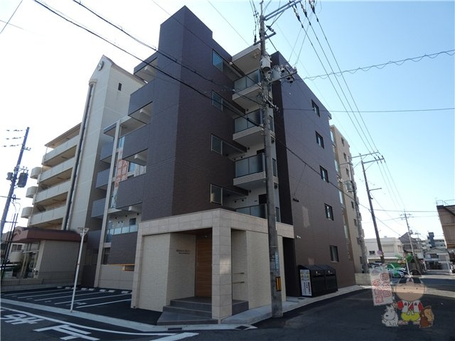 ミモザヒルズ岡山医大南の外観