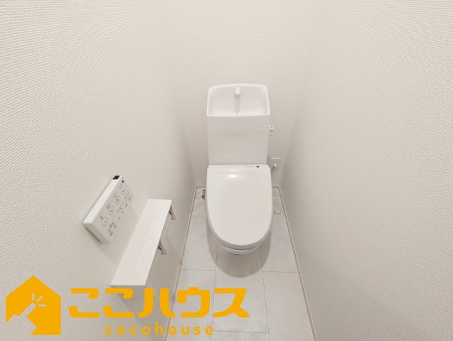 宜野湾市上原1丁目227番　ハートフルタウン　新築戸建て　全4棟　C号棟のトイレ|2階トイレ
