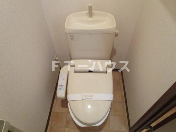 リバティオークのトイレ|温水洗浄暖房便座