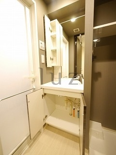 ガーラステーション横濱阪東橋の洗面所