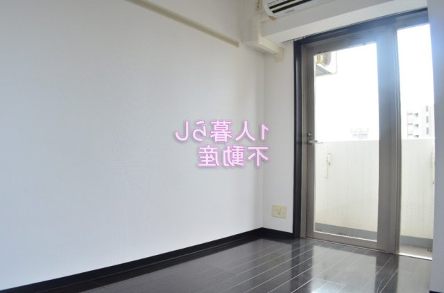 【居間・リビング】 | Verona大井南LussoGrande | 5.1帖のお部屋です。