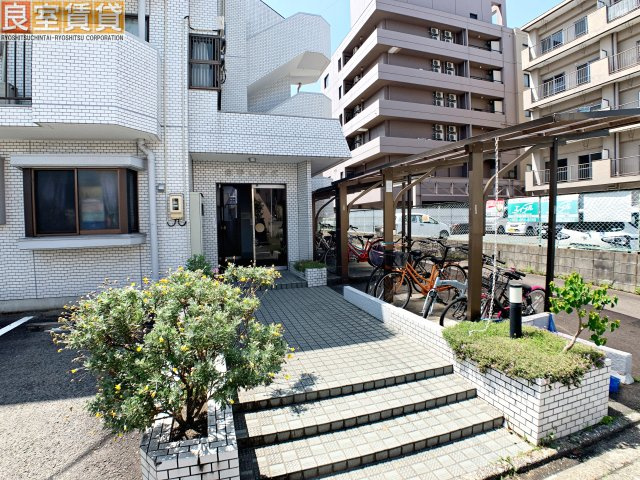 【エントランス】 | 白砂ヒルズ