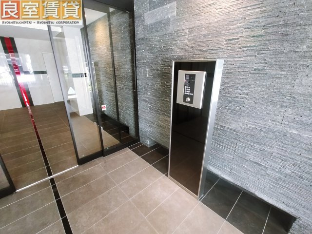 【エントランス】 | スリーアイランドタワー千種