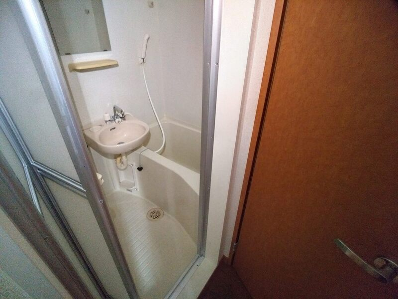 レオパレスひまわりの浴室