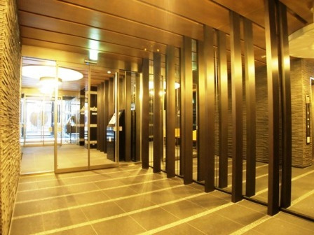 CONOE赤坂丹後町のロビー