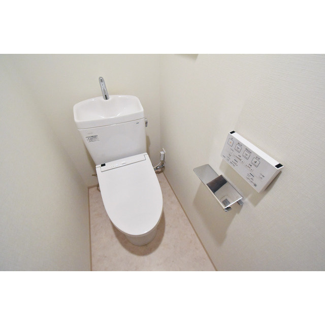 リビオメゾン入谷のトイレ